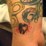 tatuagem dentista 48