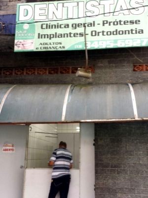 falsa dentista